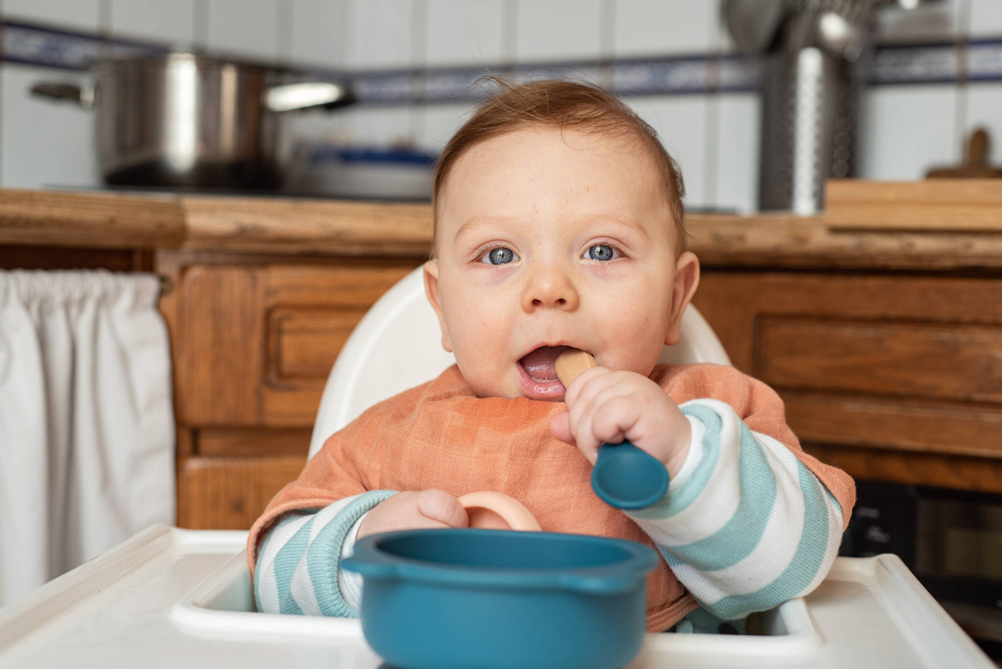 Conjunto de duas colheres de chá (azul meia-noite/marfim)